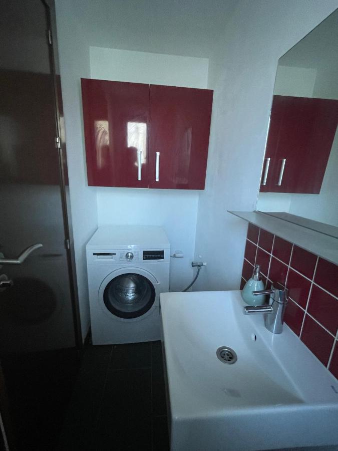 Con Piscina A 5 Minutos De La Playa . Ferienhaus *